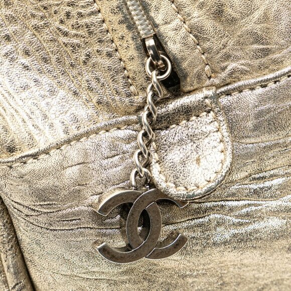 CHANEL Ivory Leather Coco Mark Boston Bag - Picture 9 of 14